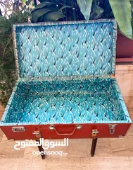  26 شنط سفر وحقائب قديمة ونادرة.