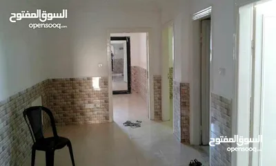  3 شقه للايجار تجاري فقط سامح مول اربد دوار كومستير خلف ابو مسامح مباشرة تصلح لكافة الاستثمارات
