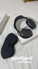  2 Apple AirPods Max grey like a new