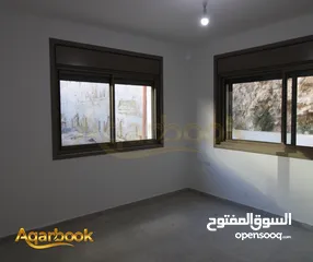  2 شقة أرضية سوبر ديلوكس مع حديقة ومدخل خاص للبيع