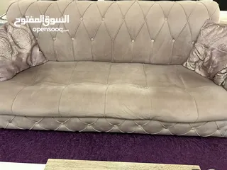  8 طقم كنب ( كنبايات ) قماش مخمل مشدود لا يحتاج للتوضيب باللونين اللؤلؤي والبنفسجي الفاتح