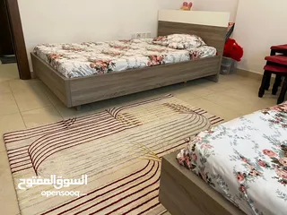  1 سرير للبيع هوم سنتر  Bed for sale home center