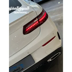  6 Mercedes *E200-Coupe AMG*