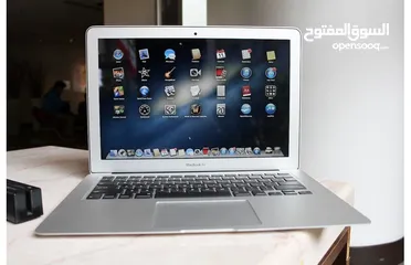  2 Apple Macbook AIR