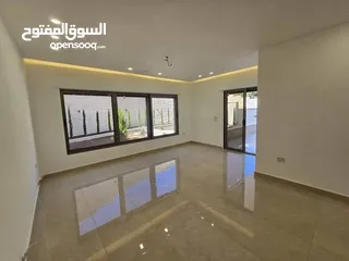  13 شقه ارضيه للأيجار في اجمل مناطق دابوق قرب بيت الزيارة الرهبات الورديه مساحه 240m وحديقة 300m