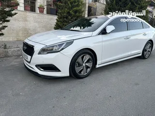  22 هونداي سوناتا فل كامل لمتد كرت ابيض 7 جيد