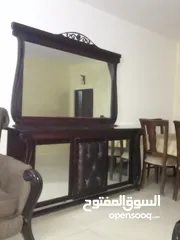  1 طاولة سفرة مع كراسي منجدة عدد 8 بحالة ممتازة  ديلسوار مراه شبه جديد  للاستفسار الاسعار الاتصال