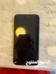  3 آيفون 11  مزود بطريه   جيجا 128