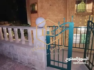  1 شقة / للايجار / دوبلكس / مع حديقة / الجاردنز