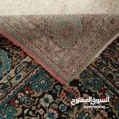  6 سجاده كبيرة قديمة و لكن أصلية للبيع