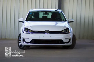  1 Volkswagen e-Golf Electric موديل 2019