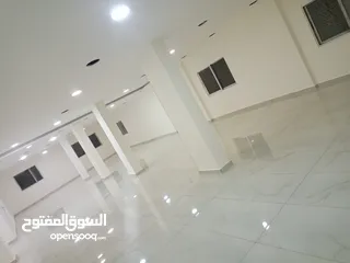  2 طابق كامل للأجار تجاري/ صناعات خفيفه مقابل مخابز جواد على الأتوستراد مباشره