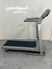  2 Treadmill.