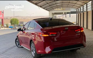  2 كيا اوبتيما اعلى صنف بحالة الوكالة موديل 2020 ممشى 61 الف مايل فحص 4 جيد غير مجمركة تصلح للأعفاءات