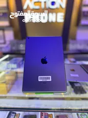  2 IPad 6 -32GB ضمان لمدة سنة مع جميع ملحقاته وأفضل سعر   ان شاء الله الملحقات موضحات بالوصف