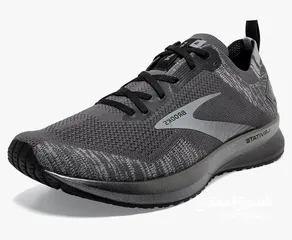  1 BROOKS  مقاس 45