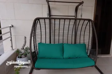  4 مرجوحة للحديقه في حاله جديدة تماما