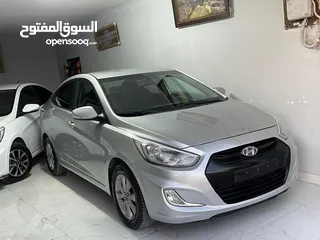  5 هونداي اكسنت 2015 الاتصال على الأرقام اسفل الإعلان