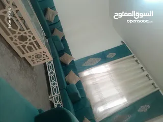  2 جلسة عربية لون جميل مع برادي
