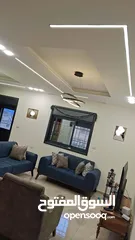  2 بيع شقه. في سكان