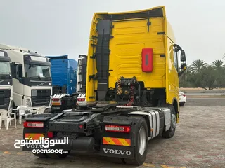  8 ‎ Volvo tractor unit automatic gear راس تريلة فولفو  جير اتوماتيك 2014
