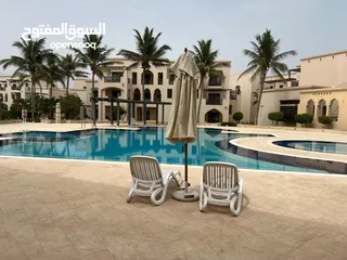  11 امتلك شاليه فخم في جبل السيفة I have a luxury chalet in Jabal Sifah.