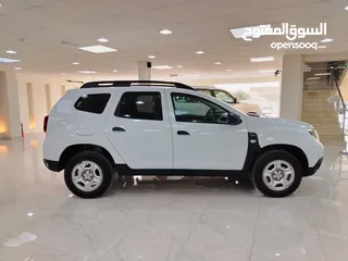  5 RENAULT DUSTER 2022 (Oman Car)