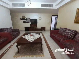  22 شقة ارضية طابقية للبيع 4 نوم في دير غبار