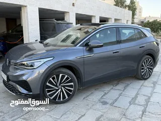  2 للبيع بسعر مناسب جداً volkswagen ID.4 X pure plus 2022