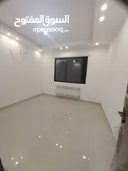  10 خلدا 245م طابق اول بسعر مناسب