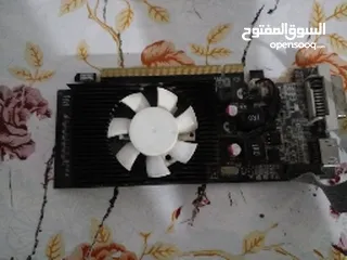  2 كارت شاشة نفيديا و amd شوف الوصف