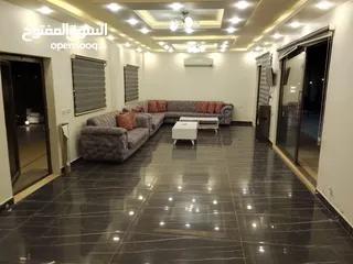  13 فيلا فاخره للايجار اليومي