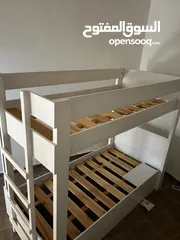  2 تخت طابقين نظيف للبيع