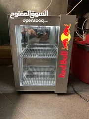  2 مطلوب ثلاجة ريدبول نفس اللي بالصورة ( red bull fridge )