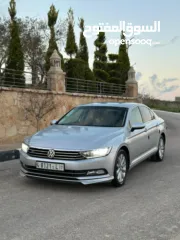  10 باسات  B8  تسيير2021 موديل 2017.