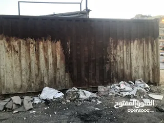  5 حاويه 20 قدم 6متر بحاجه الى دهان فقط
