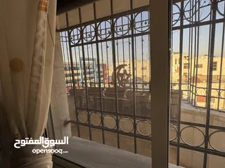  16 شقه مفروشه للبيع اربد الحي الشرقي