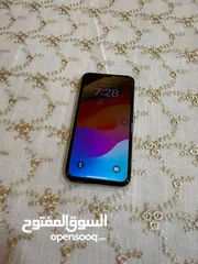  13 آيفون 11-128جيجا بحالة الوكالة.