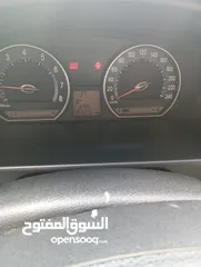  2 Kia كيا ا للبيع نضيفة جدا