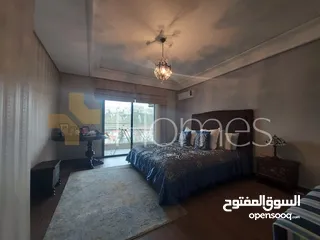  16 شقة مع ترس للبيع في عبدون بمساحة بناء 245م