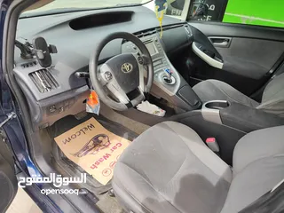  10 سيارات للايجار يومي شهري اسبوعي  يوجد عدة سيارات