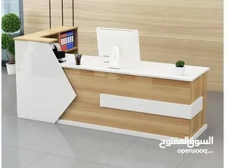  3 طولات ومكاتب خشبية