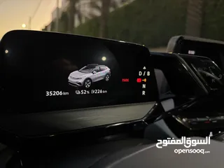  18 . ID4 موديل 2022 بحالة الوكالة فحص كامل