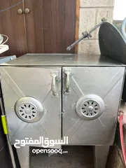  3 غاز وفرن وطاولة ومرجيحه للبيع بسعر مغري