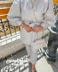  2 ملابس اطقم نسائي