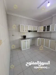  11 شقة فارغة - الرابية - 2نوم - 110م - قرب الخدمات العامة
