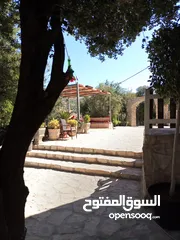  15 شاليه بسعر مغري لاستثمار  مطل ومرتفع  اطلاله وروعه من الجمال ومناظر خرافيه اقرا ا التفاصيل جيدا