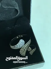  2 Rings bracelets earrings