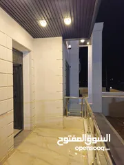  10 شقق سكنية للبيع / الكرك - الوسية / متوفر شقق في جميع الطوابق / تشطيبات ديلوكس و بأسعار منافسة.