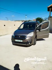  1 بيجو بارتنر 2017 /7 ركاب